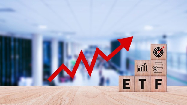 2026 ETF 市场开局展望：原油与恒生指数有望在一月走强